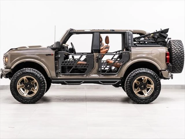 2025 Ford Bronco 6th Gen - Image 15 of 31