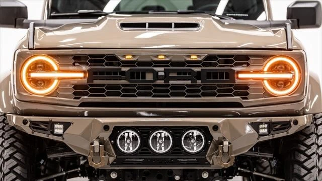 2025 Ford Bronco 6th Gen - Image 15 of 31