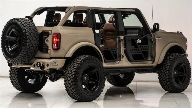 2025 Ford Bronco 6th Gen - Image 19 of 21