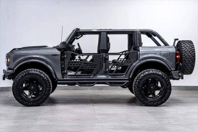 2025 Ford Bronco 6th Gen - Image 24 of 31