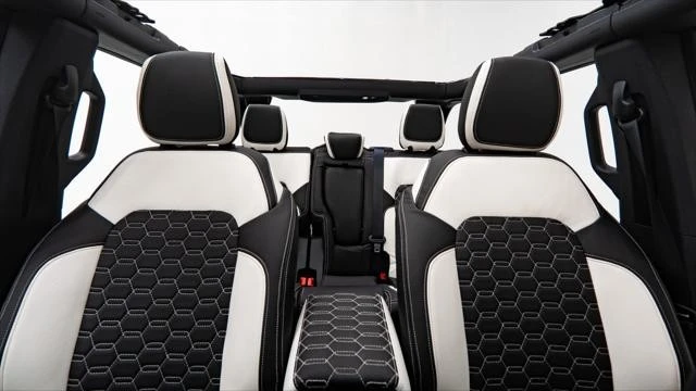 2025 Ford Bronco 6th Gen - Image 3 of 21