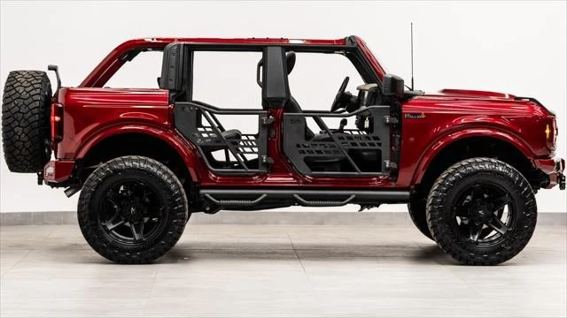 2025 Ford Bronco 6th Gen - Image 14 of 21