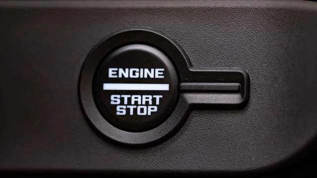 2025 Ford Bronco 6th Gen - Image 25 of 31