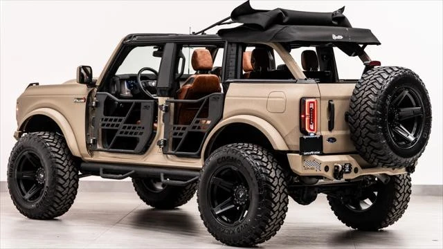 2025 Ford Bronco 6th Gen - Image 15 of 31