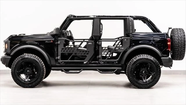2025 Ford Bronco 6th Gen - Image 16 of 31