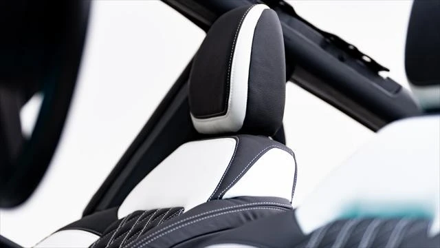2025 Ford Bronco 6th Gen - Image 29 of 31