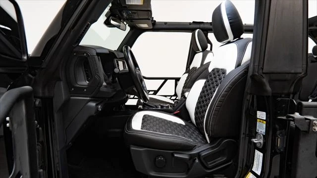 2025 Ford Bronco 6th Gen - Image 28 of 31