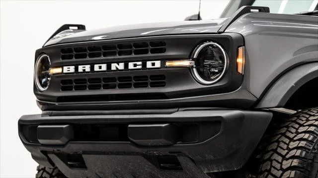 2025 Ford Bronco 6th Gen - Image 6 of 31