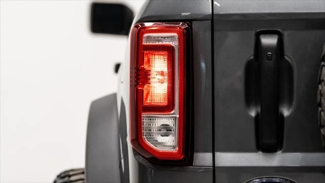 2025 Ford Bronco 6th Gen - Image 11 of 31