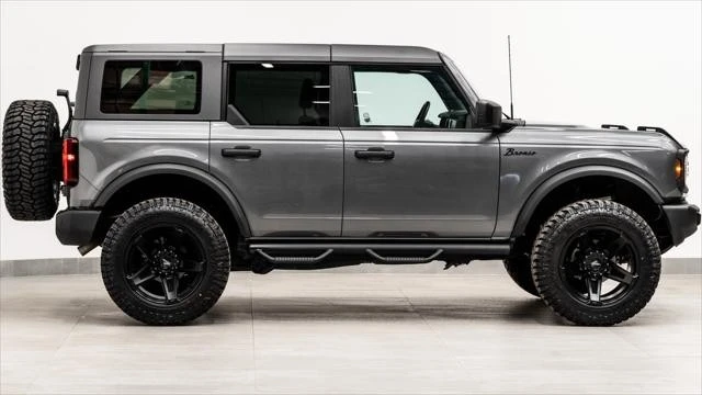 2025 Ford Bronco 6th Gen - Image 8 of 31