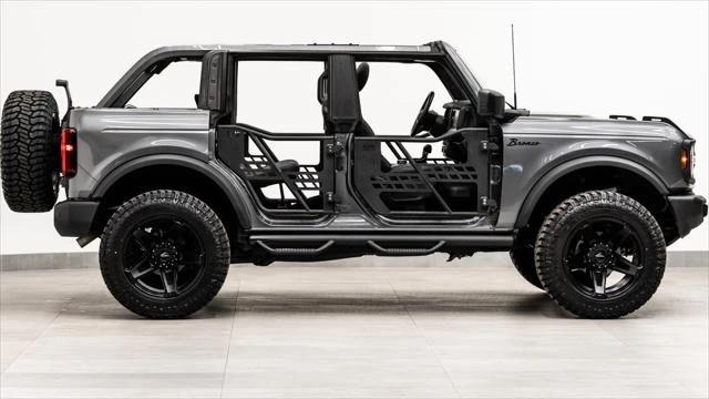 2025 Ford Bronco 6th Gen - Image 20 of 31