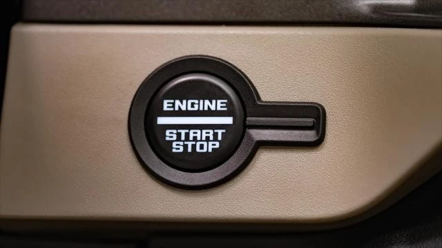2025 Ford Bronco 6th Gen - Image 19 of 21