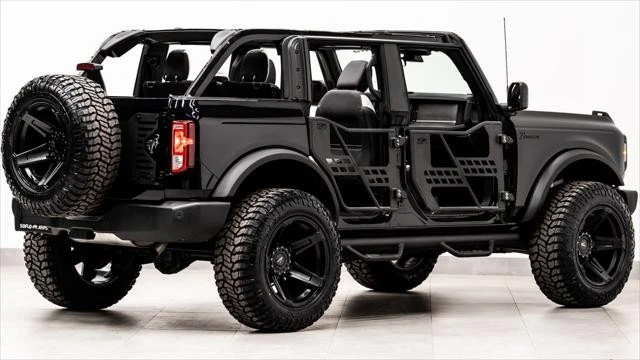 2025 Ford Bronco 6th Gen - Image 17 of 31