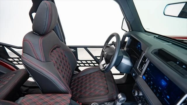 2025 Ford Bronco 6th Gen - Image 19 of 31