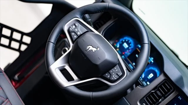 2025 Ford Bronco 6th Gen - Image 29 of 31