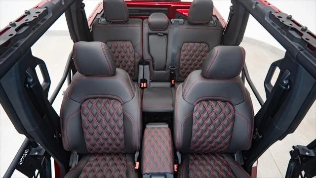 2025 Ford Bronco 6th Gen - Image 21 of 31