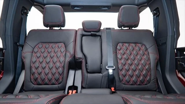 2025 Ford Bronco 6th Gen - Image 17 of 31