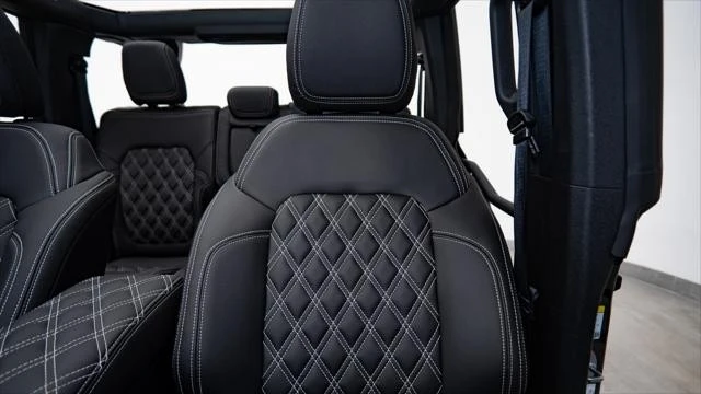 2025 Ford Bronco 6th Gen - Image 20 of 21