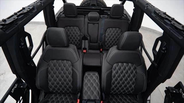 2025 Ford Bronco 6th Gen - Image 19 of 21
