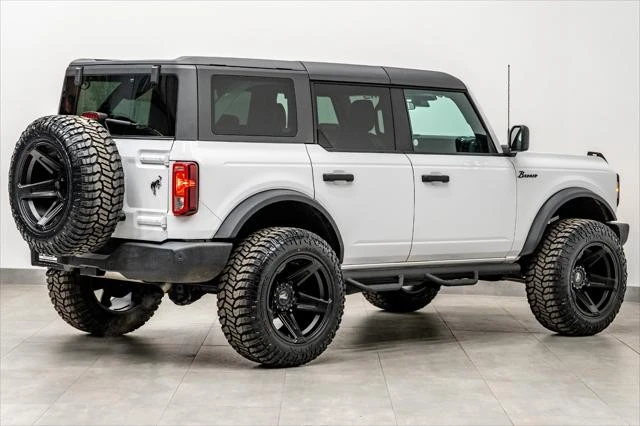 2025 Ford Bronco 6th Gen - Image 9 of 21