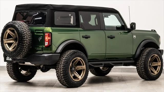 2025 Ford Bronco 6th Gen - Image 8 of 21