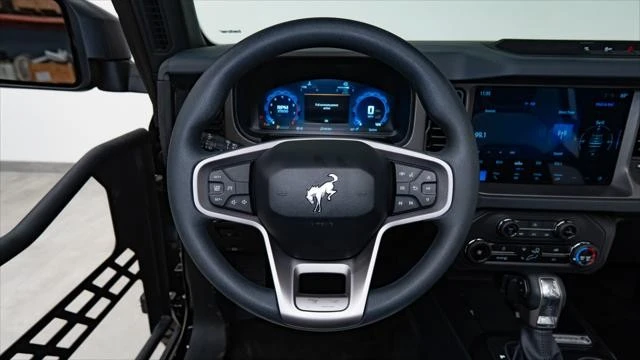 2025 Ford Bronco 6th Gen - Image 18 of 21