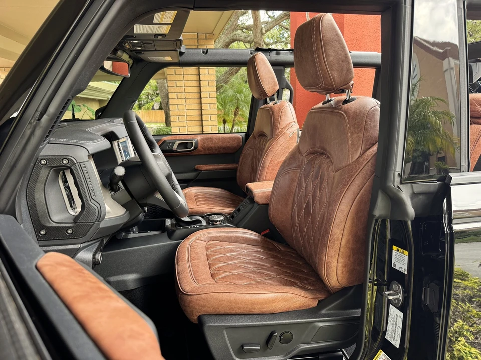 2025 Ford Bronco 6th Gen - Image 20 of 21