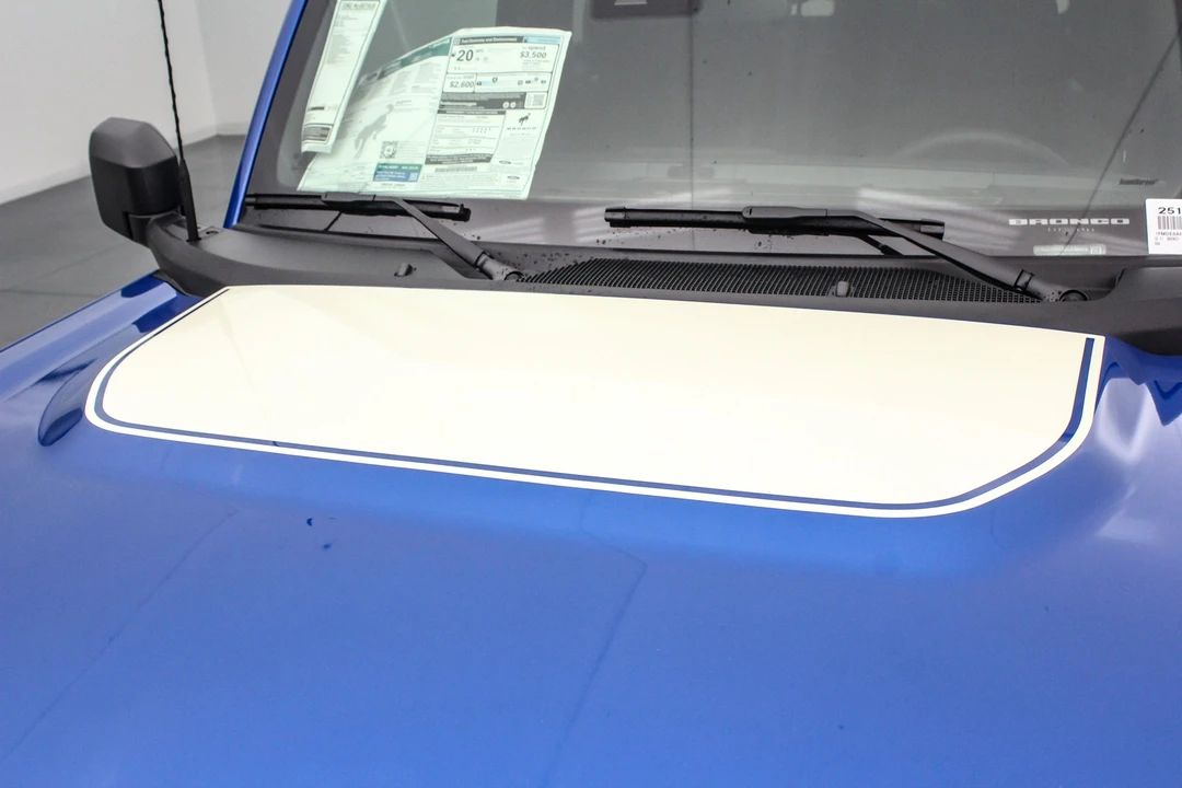 2025 Ford Bronco 6th Gen - Image 15 of 31