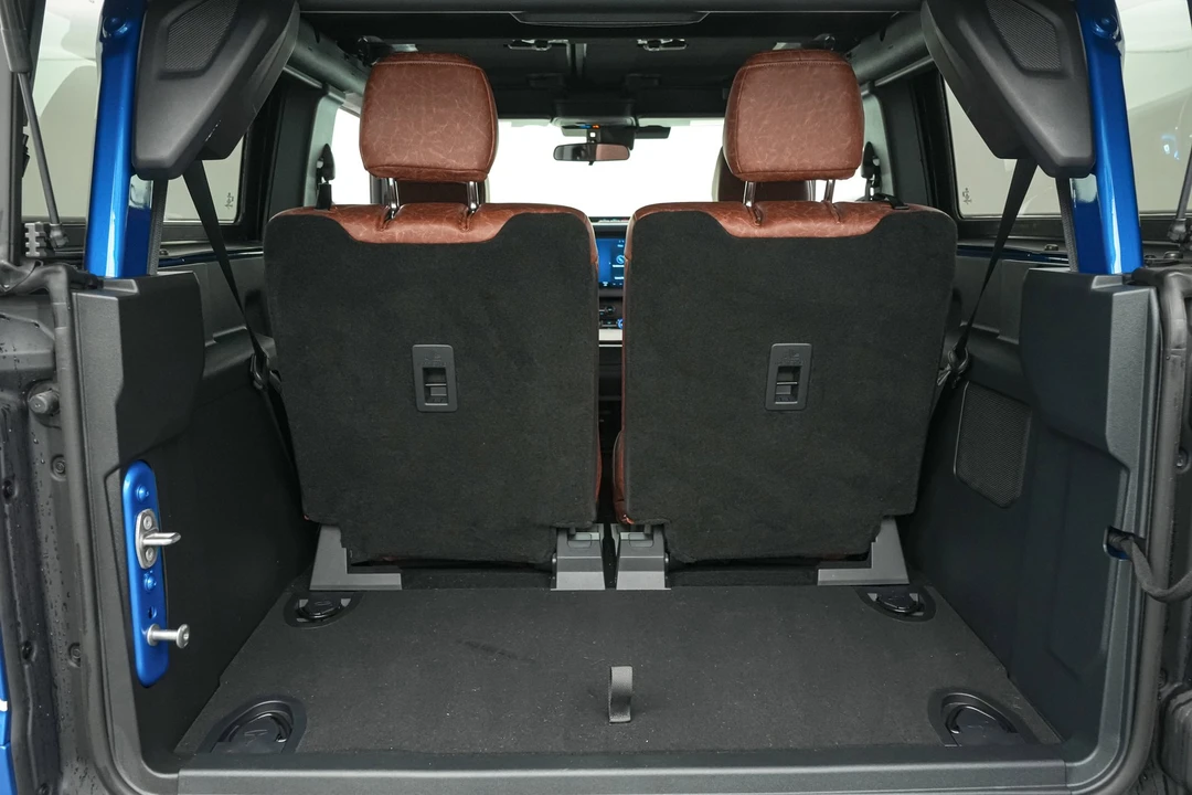 2025 Ford Bronco 6th Gen - Image 31 of 31