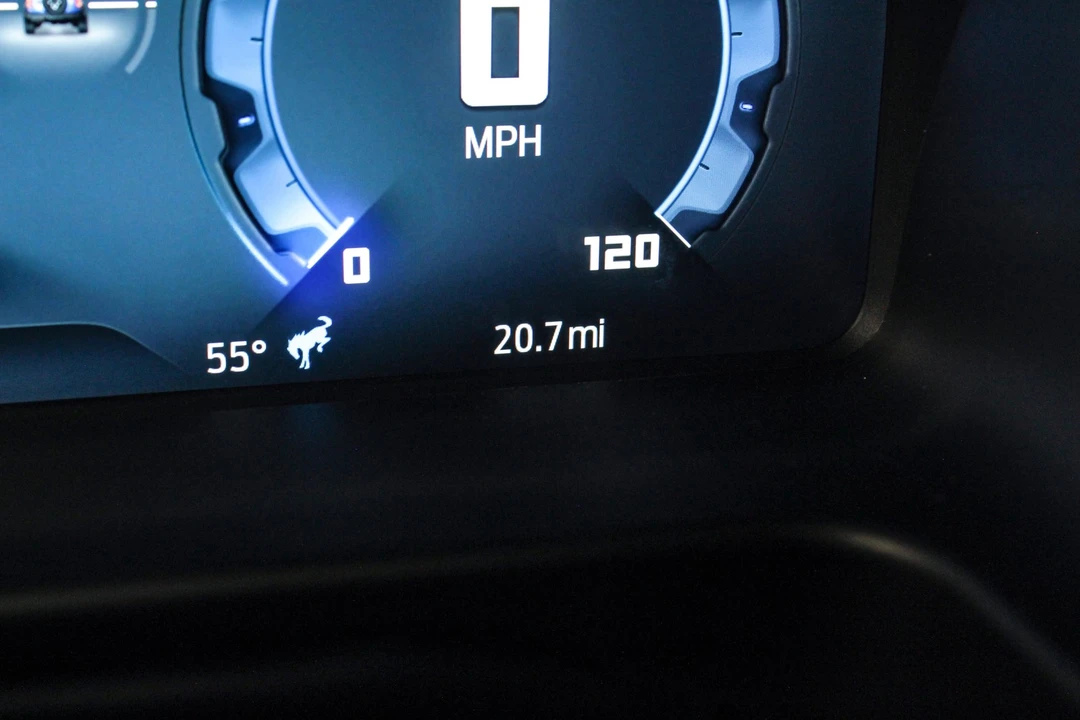 2025 Ford Bronco 6th Gen - Image 27 of 31