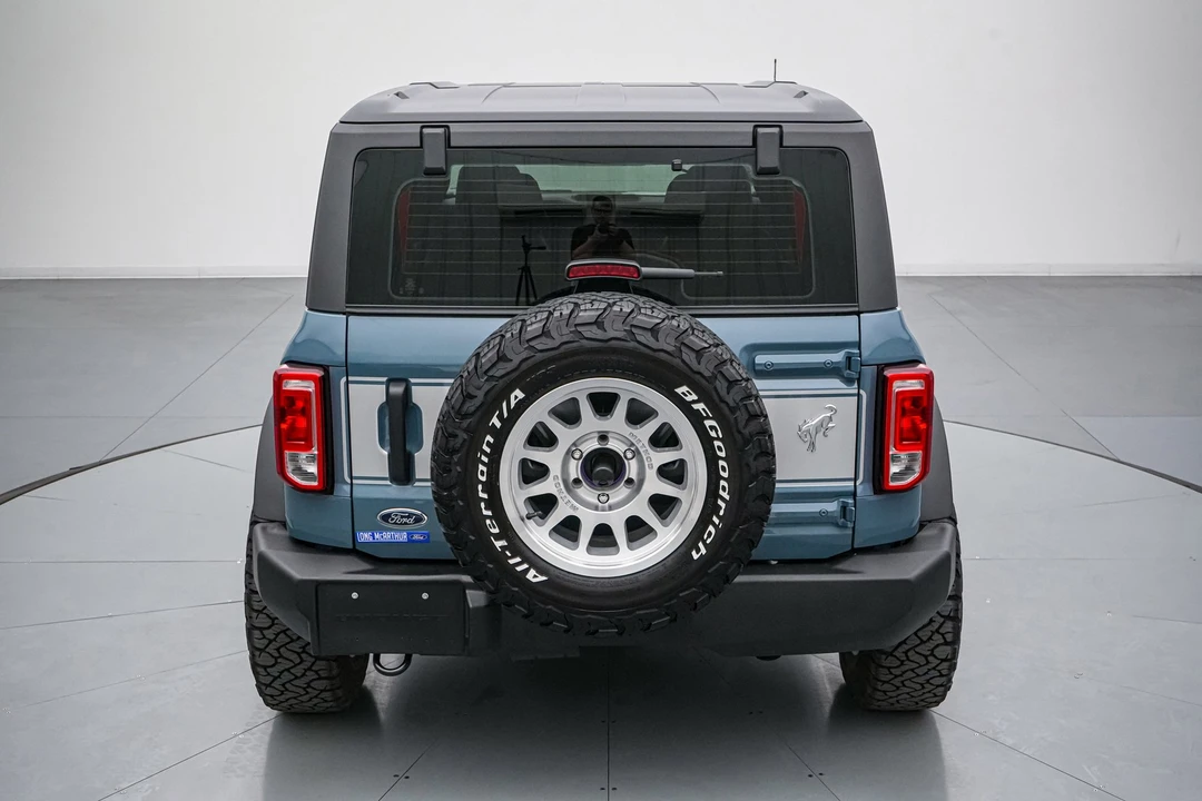 2025 Ford Bronco 6th Gen - Image 8 of 31