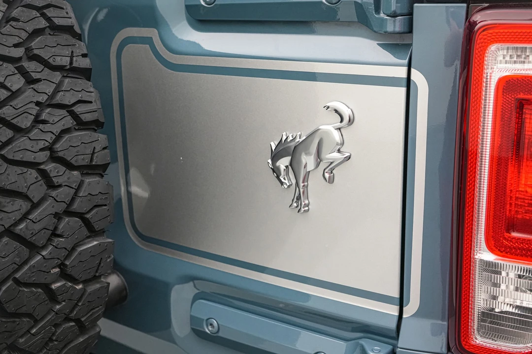 2025 Ford Bronco 6th Gen - Image 20 of 31