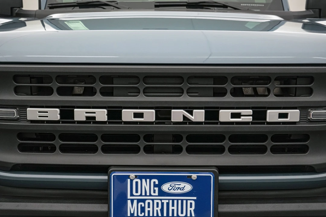 2025 Ford Bronco 6th Gen - Image 15 of 31