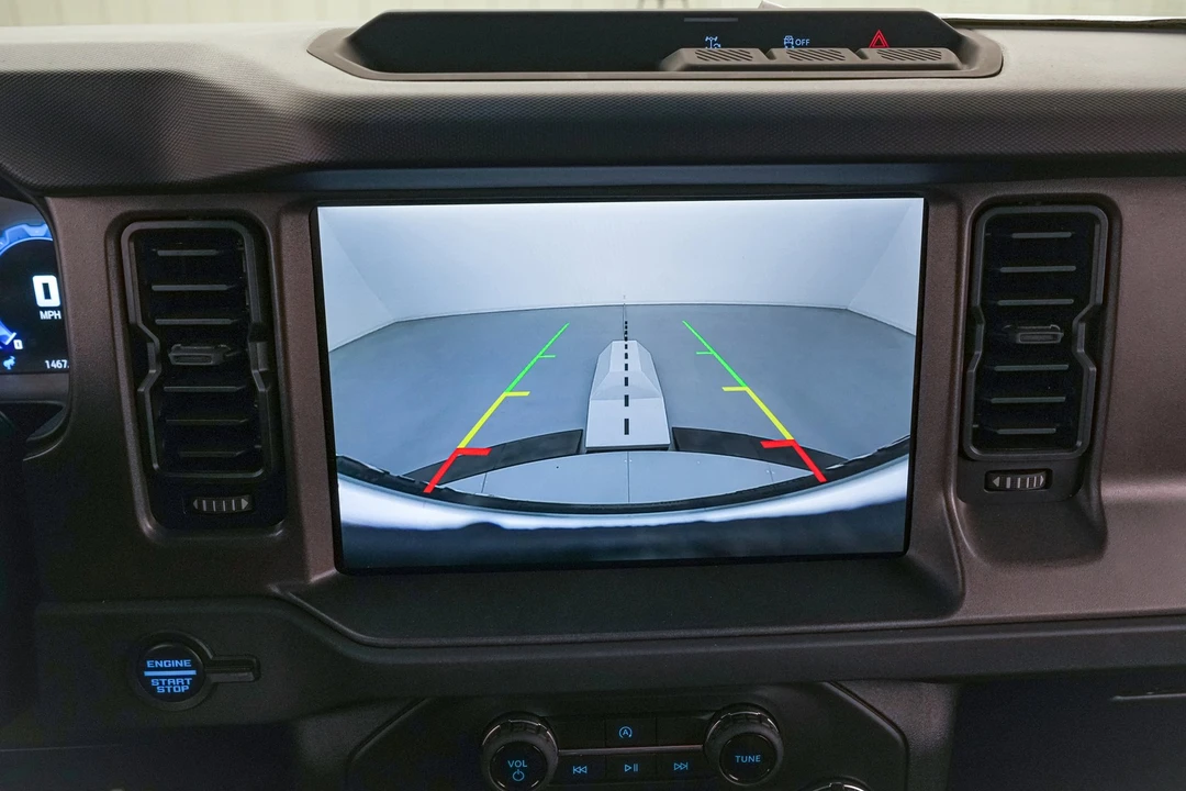 2025 Ford Bronco 6th Gen - Image 28 of 31