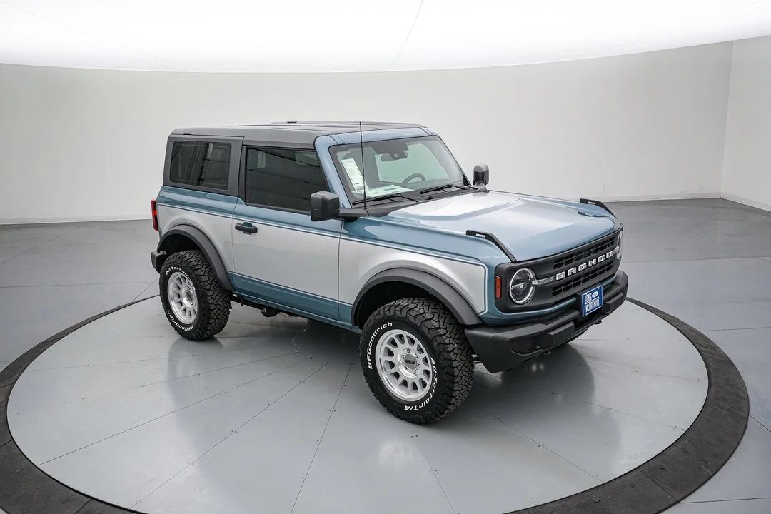 2025 Ford Bronco 6th Gen - Image 5 of 31
