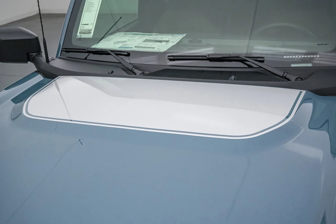2025 Ford Bronco 6th Gen - Image 14 of 31