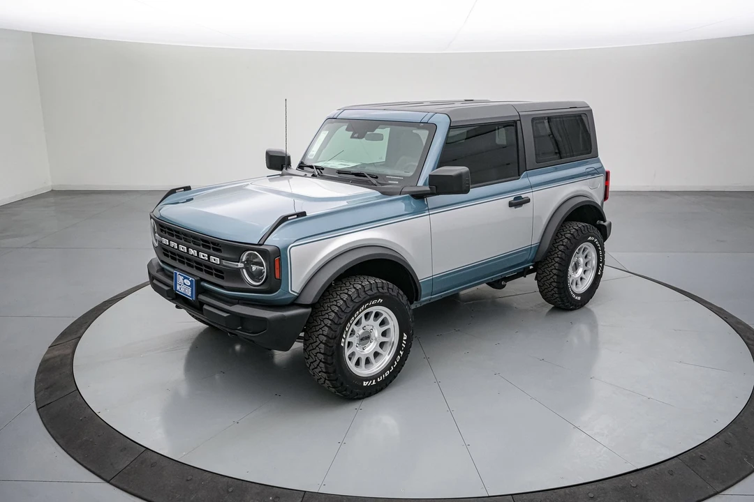 2025 Ford Bronco 6th Gen - Image 11 of 31