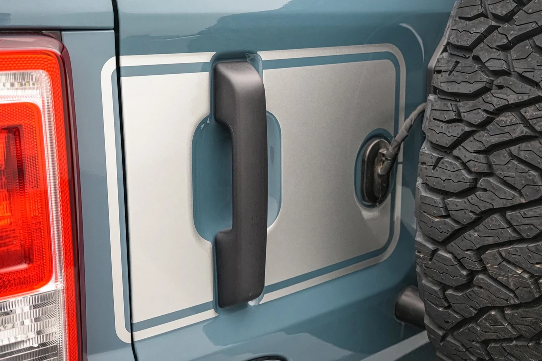 2025 Ford Bronco 6th Gen - Image 19 of 31