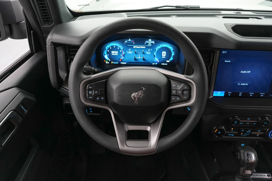 2025 Ford Bronco 6th Gen - Image 23 of 31