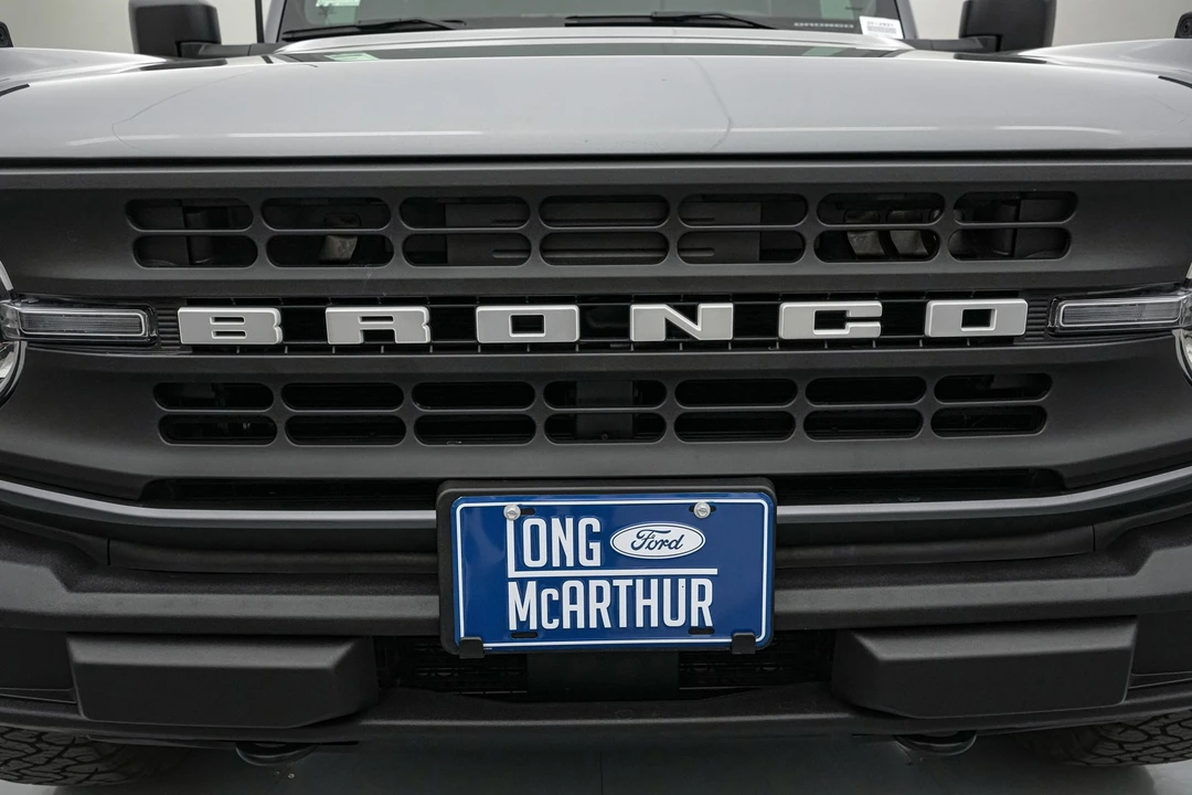 2025 Ford Bronco 6th Gen - Image 14 of 31