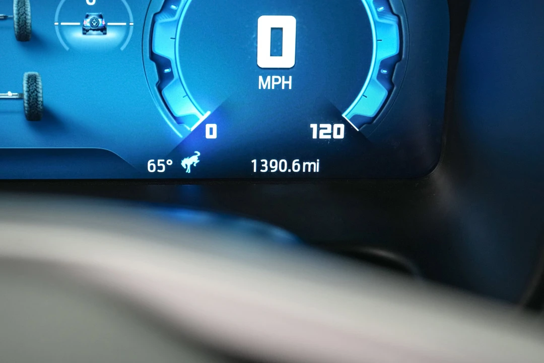 2025 Ford Bronco 6th Gen - Image 29 of 31