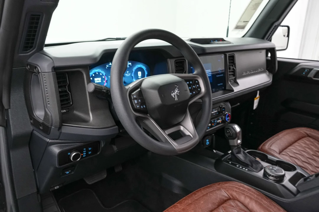 2025 Ford Bronco 6th Gen - Image 22 of 31