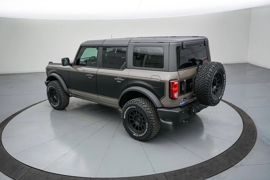 2025 Ford Bronco 6th Gen - Image 8 of 21