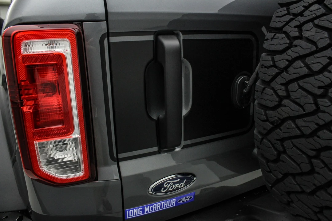 2025 Ford Bronco 6th Gen - Image 17 of 21