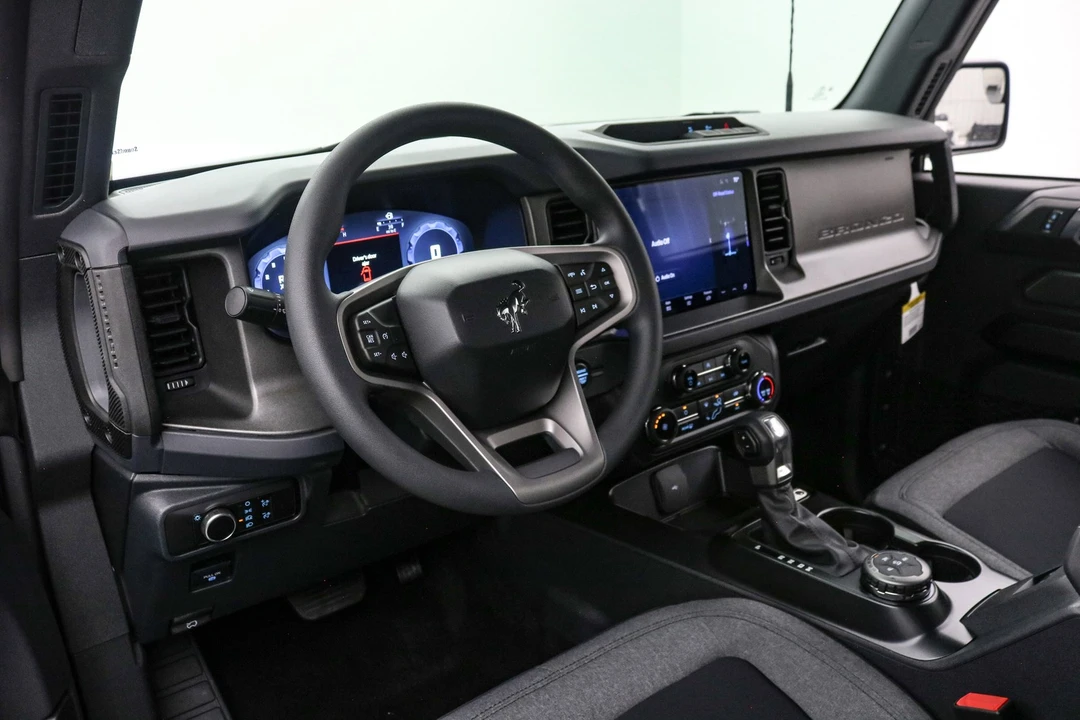 2025 Ford Bronco 6th Gen - Image 20 of 21