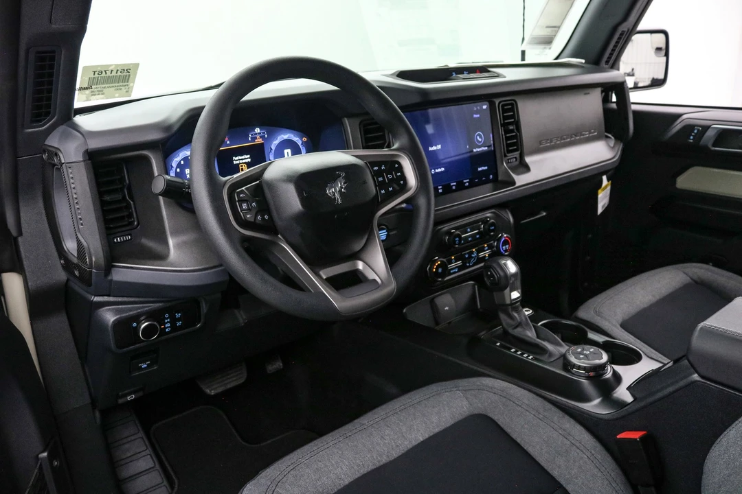 2025 Ford Bronco 6th Gen - Image 21 of 21