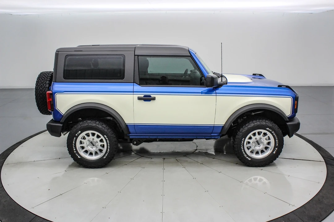2025 Ford Bronco 6th Gen - Image 5 of 21