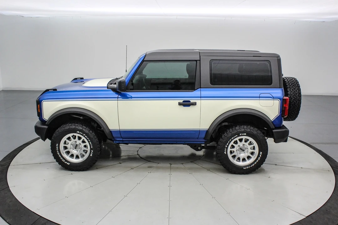 2025 Ford Bronco 6th Gen - Image 9 of 21