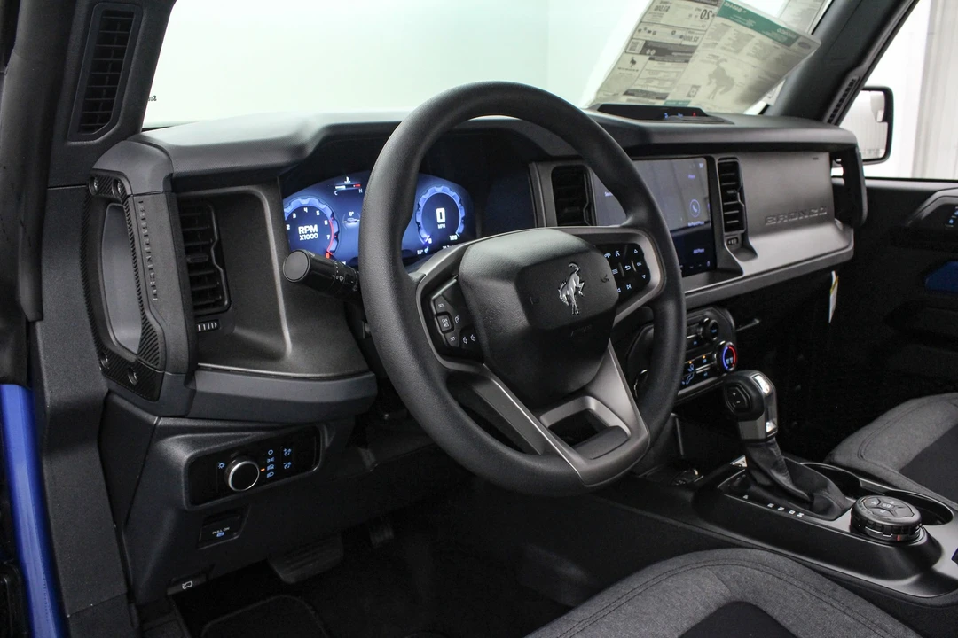 2025 Ford Bronco 6th Gen - Image 20 of 21