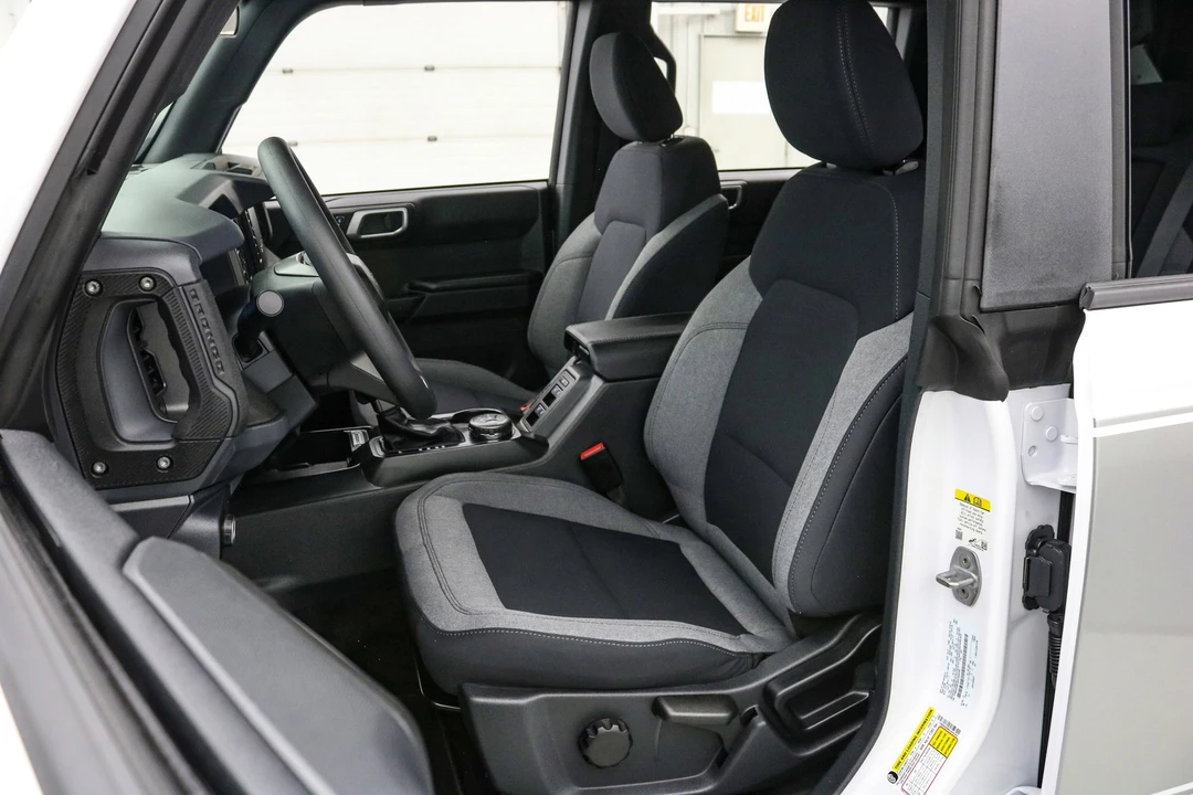 2025 Ford Bronco 6th Gen - Image 20 of 21